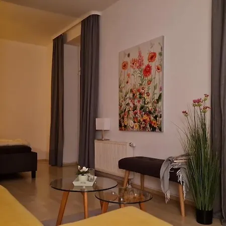 Landgräfin Im Herrenhaus Carolinenhof - Ruhe - Yoga Im Park Apartment Groß Plasten