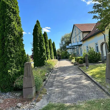 Apartment Landgräfin Im Herrenhaus Carolinenhof - Ruhe - Yoga Im Park