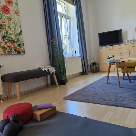 Landgräfin Im Herrenhaus Carolinenhof - Ruhe - Yoga Im Park Apartment