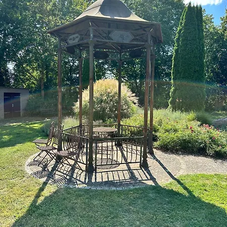 Apartment Landgräfin Im Herrenhaus Carolinenhof - Ruhe - Yoga Im Park *
