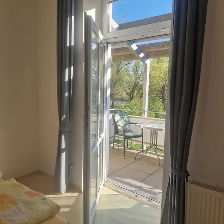 Apartment Landgräfin Im Herrenhaus Carolinenhof - Ruhe - Yoga Im Park Groß Plasten