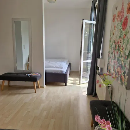 Landgräfin Im Herrenhaus Carolinenhof - Ruhe - Yoga Im Park Apartment *